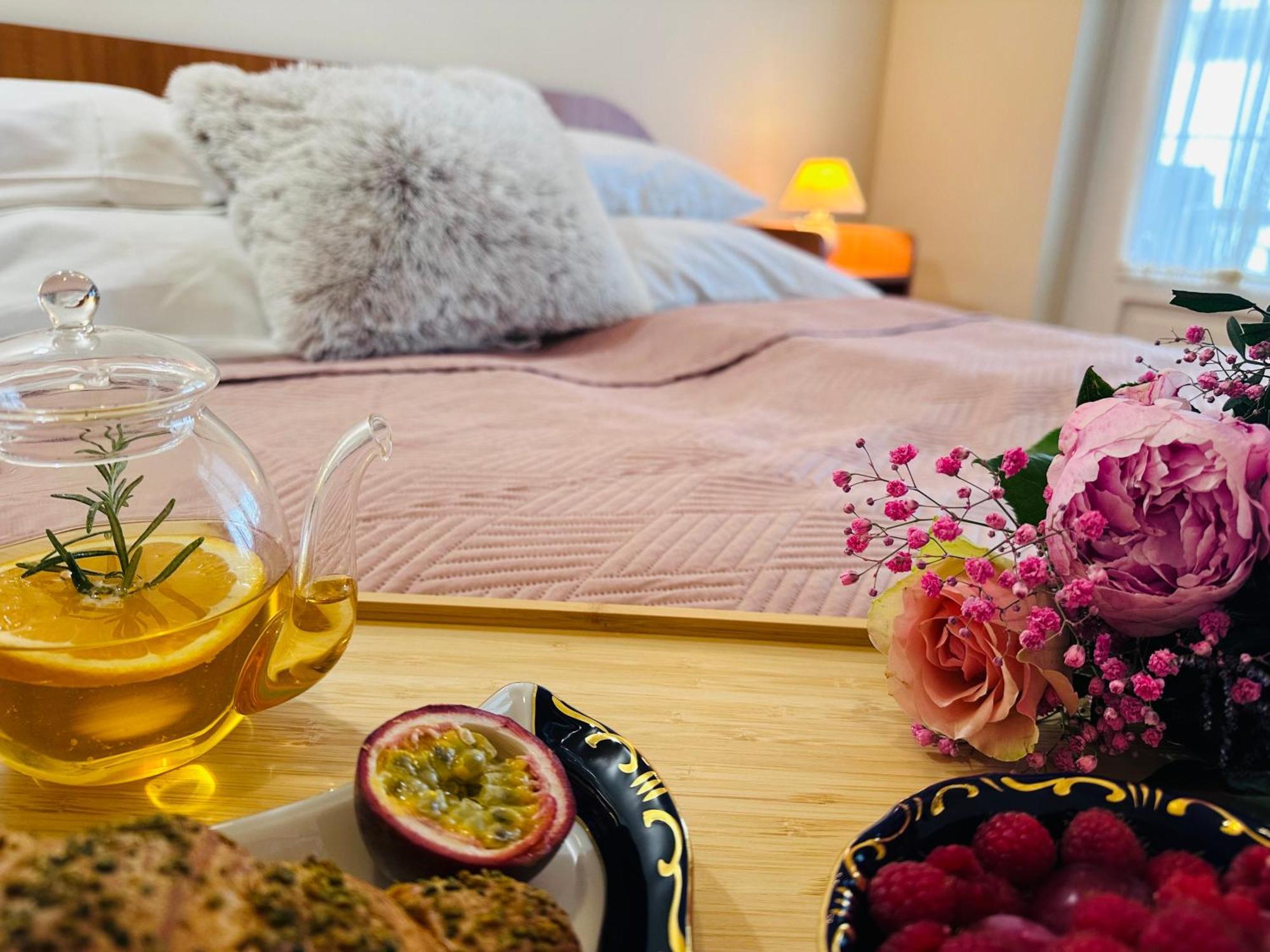 דירות גיולה Cozy Garden Apartman מראה חיצוני תמונה